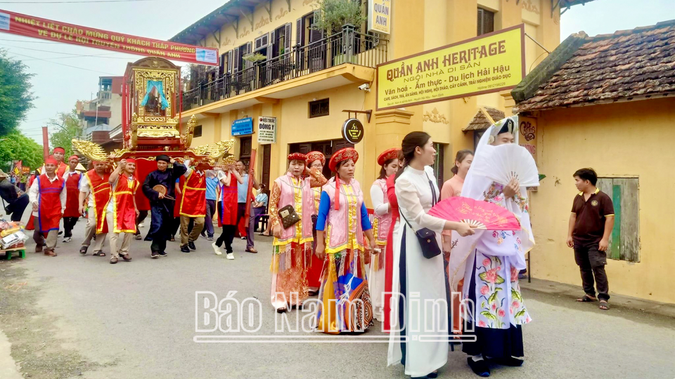 El Festival Tradicional de Quan Anh, Comuna de Hai Anh, es uno de los festivales populares asociados con la historia de la formación y desarrollo de la tierra de Hai Hau.