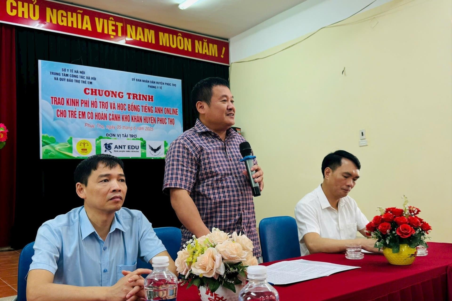 phuctho-ong-trieu.jpg