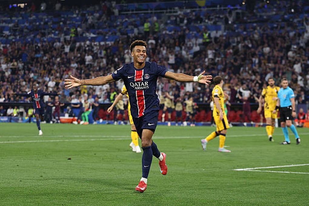 Tuyển Pháp kỳ vọng vào ngôi sao PSG, HLV Tây Ban Nha ca ngợi Yamal - 1