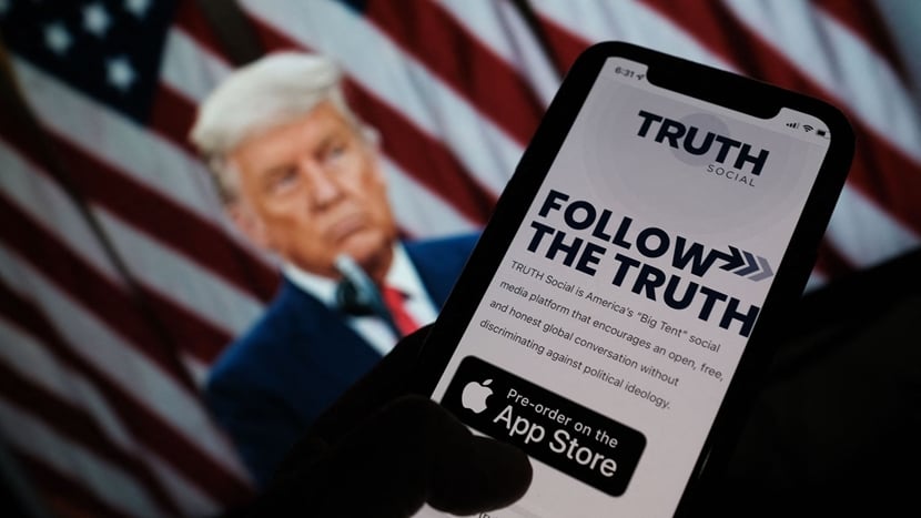 Mạng xã hội Truth Social do Tổng thống Mỹ Donald Trump sáng lập ược thiết kế để người dùng có thể tự do thể hiện quan điểm của mình mà không sợ bị kiểm duyệt hoặc hạn chế. 