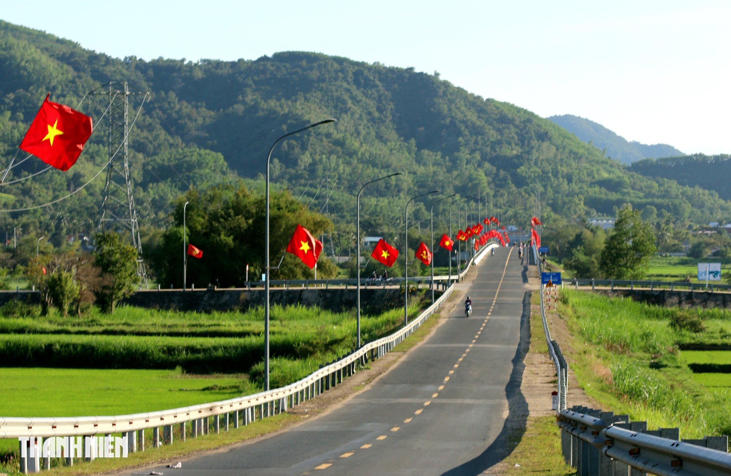 Khám phá thị trấn La Hai bình yên và lãng mạn ở Phú Yên - Ảnh 3.