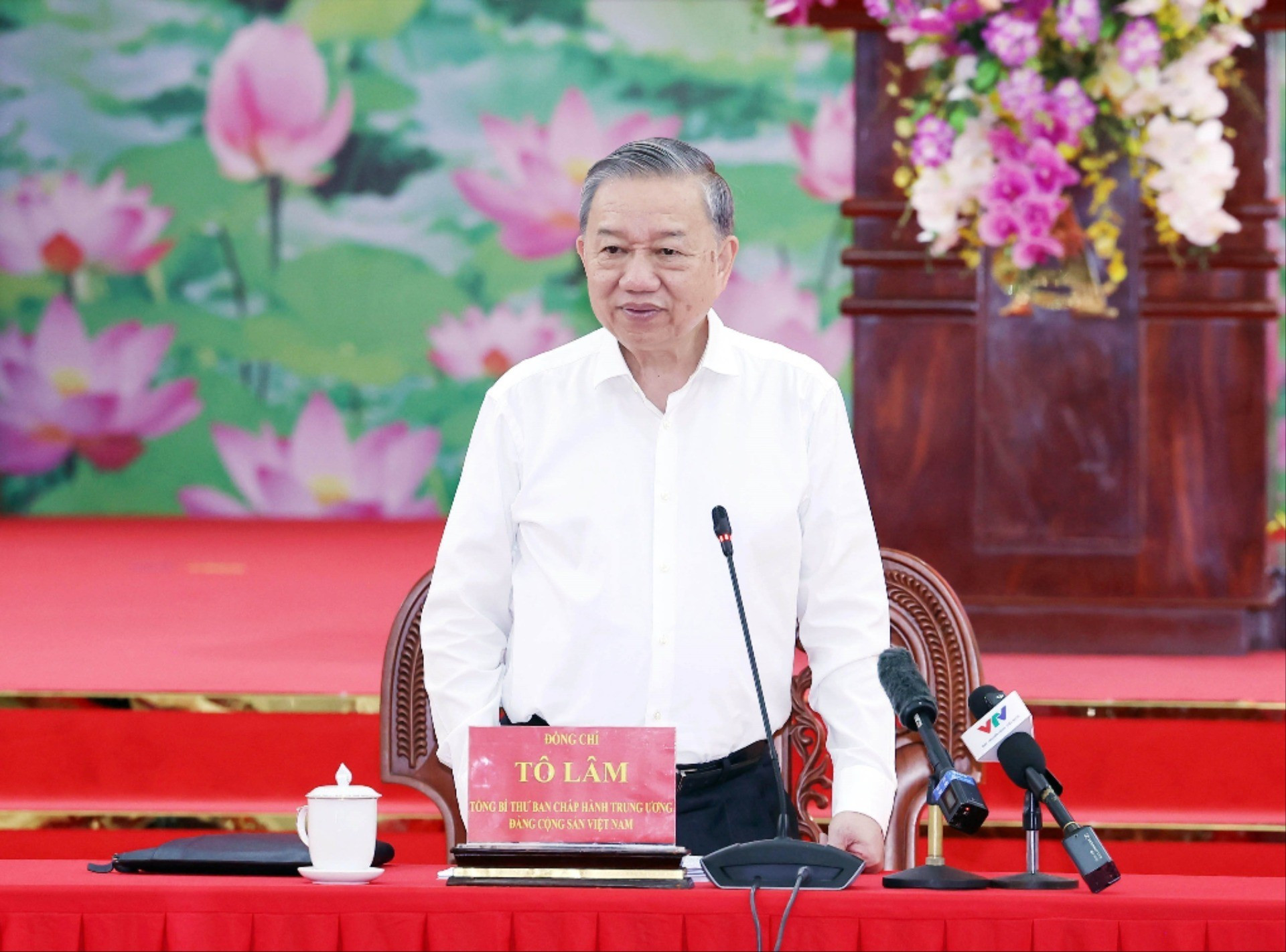 vna-potal-tong-bi-thu-to-lam-lam-viec-voi-thuong-vu-thanh-uy-can-tho-thuong-truc-tinh-uy-soc-trang-va-hau-giang-8072973-310.jpg