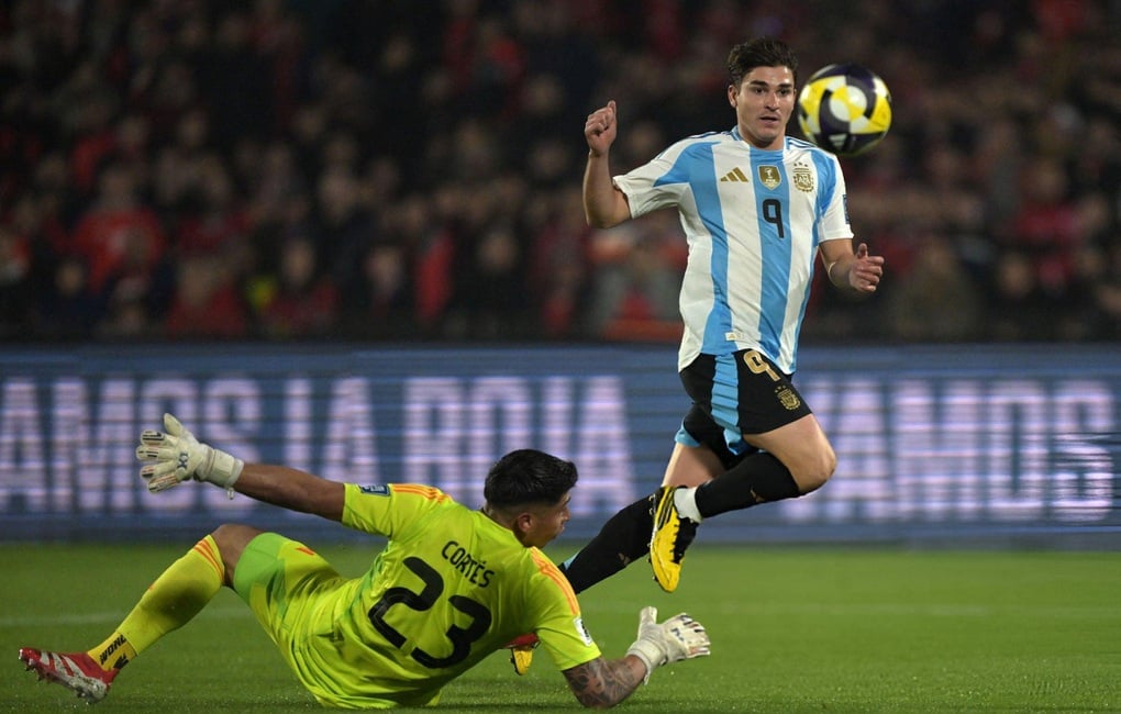 Ancelotti ra mắt Brazil trong thất vọng, Argentina thắng nhẹ Chile - 3