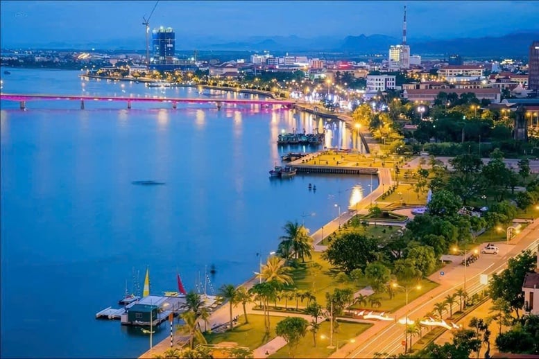 Quảng Bình và Quảng Trị thống nhất phương án nhân sự cấp ủy tỉnh sau hợp nhất, sáp nhập- Ảnh 1.