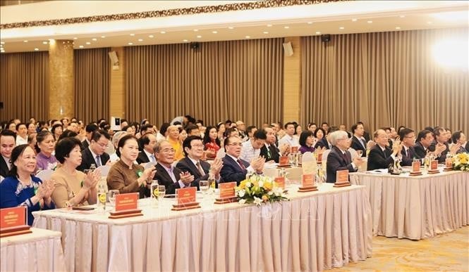 vna-potal-le-ky-niem-30-nam-ngay-thanh-lap-hoi-nguoi-cao-tuoi-viet-nam-stand.jpg