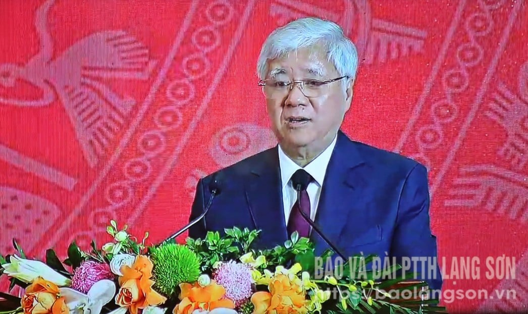 Đồng chí Đỗ Văn Chiến, Ủy viên Bộ Chính trị, Bí thư Trung ương Đảng, Chủ tịch Ủy ban Trung ương MTTQ Việt Nam phát biểu tại lễ kỷ niệm