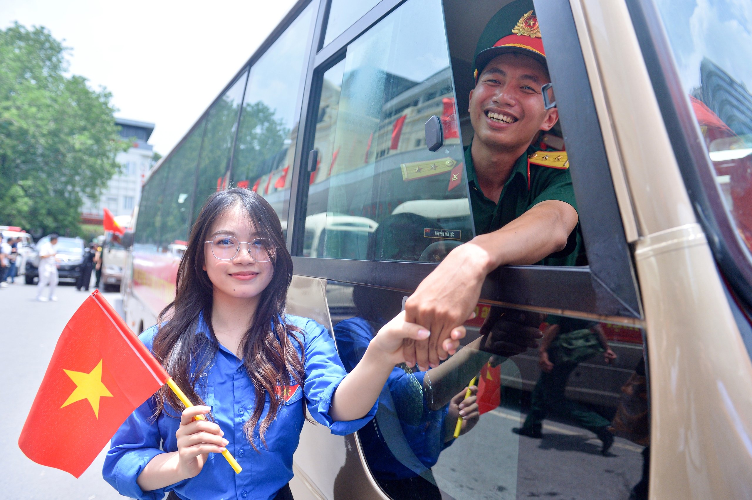 Nữ sinh tìm được bạn trai trong hàng trăm chiến sĩ ra Hà Nội thực hiện nhiệm vụ A80- Ảnh 3.