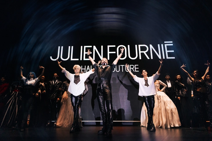 Haute Couture  - Ảnh 1.