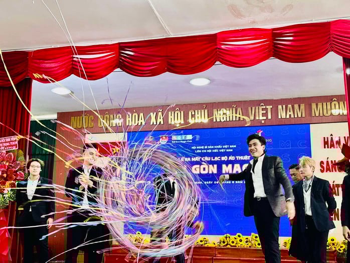 Câu lạc bộ Ảo thuật Sài Gòn Magic chính thức ra mắt tại TP HCM   - Ảnh 3.