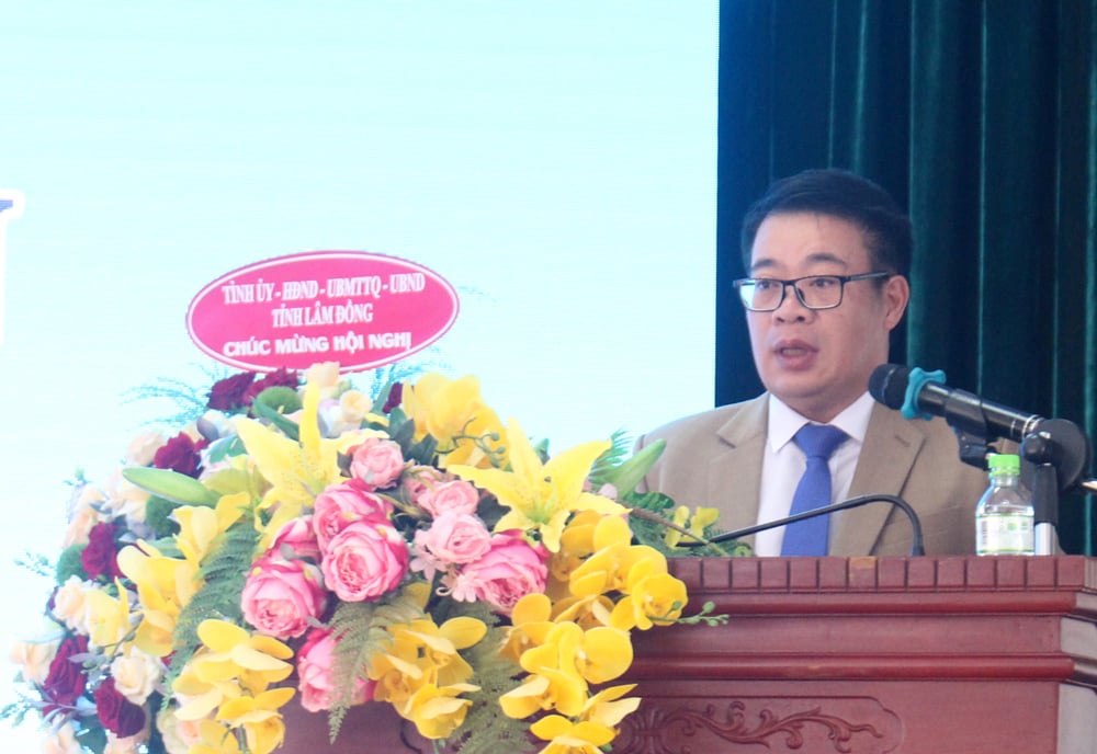 Phó Chủ tịch UBND tỉnh Lâm Đồng Nguyễn Ngọc Phúc ghi nhận những kết quả đạt được của Liên minh HTX tỉnh Lâm Đồng