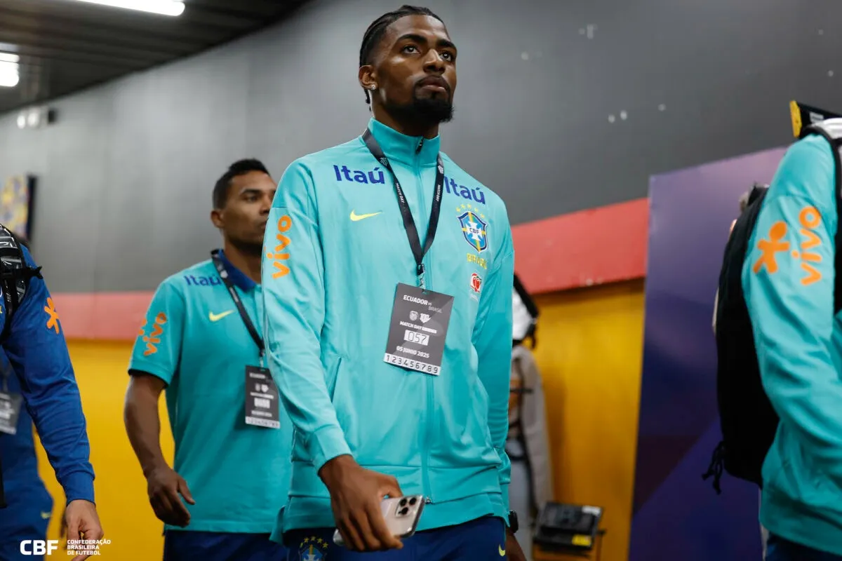 Tân binh đội tuyển Brazil Alexsandro và giấc mơ vươn mình từ bãi rác ảnh 5