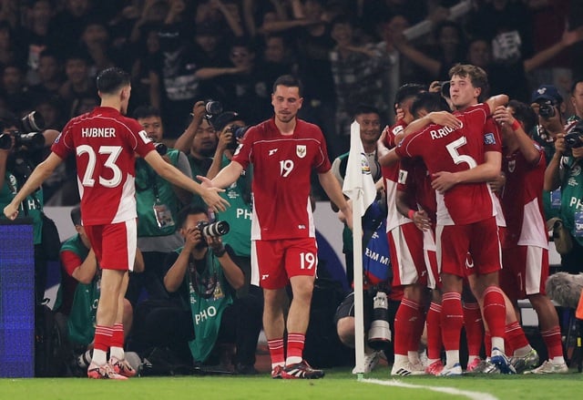 Indonesia vào vòng loại 4 World Cup 2026 châu Á, nhiệm vụ vẫn chưa hoàn thành - Ảnh 2.