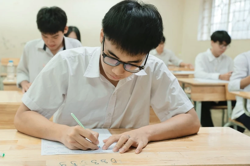 Trường đại học đột ngột bỏ khối C: Bộ GD&ĐT đề nghị điều chỉnh, đảm bảo quyền lợi thí sinh