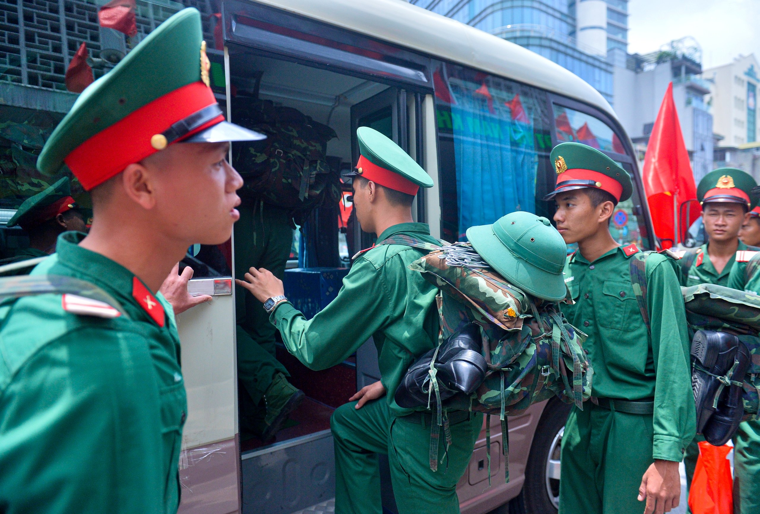 Nữ sinh tìm được bạn trai trong hàng trăm chiến sĩ ra Hà Nội thực hiện nhiệm vụ A80- Ảnh 12.