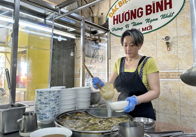 Nhiều quán phở nổi tiếng TP.HCM vừa được Michelin vinh danh: Có quán 'ruột' của bạn không? - Ảnh 7.