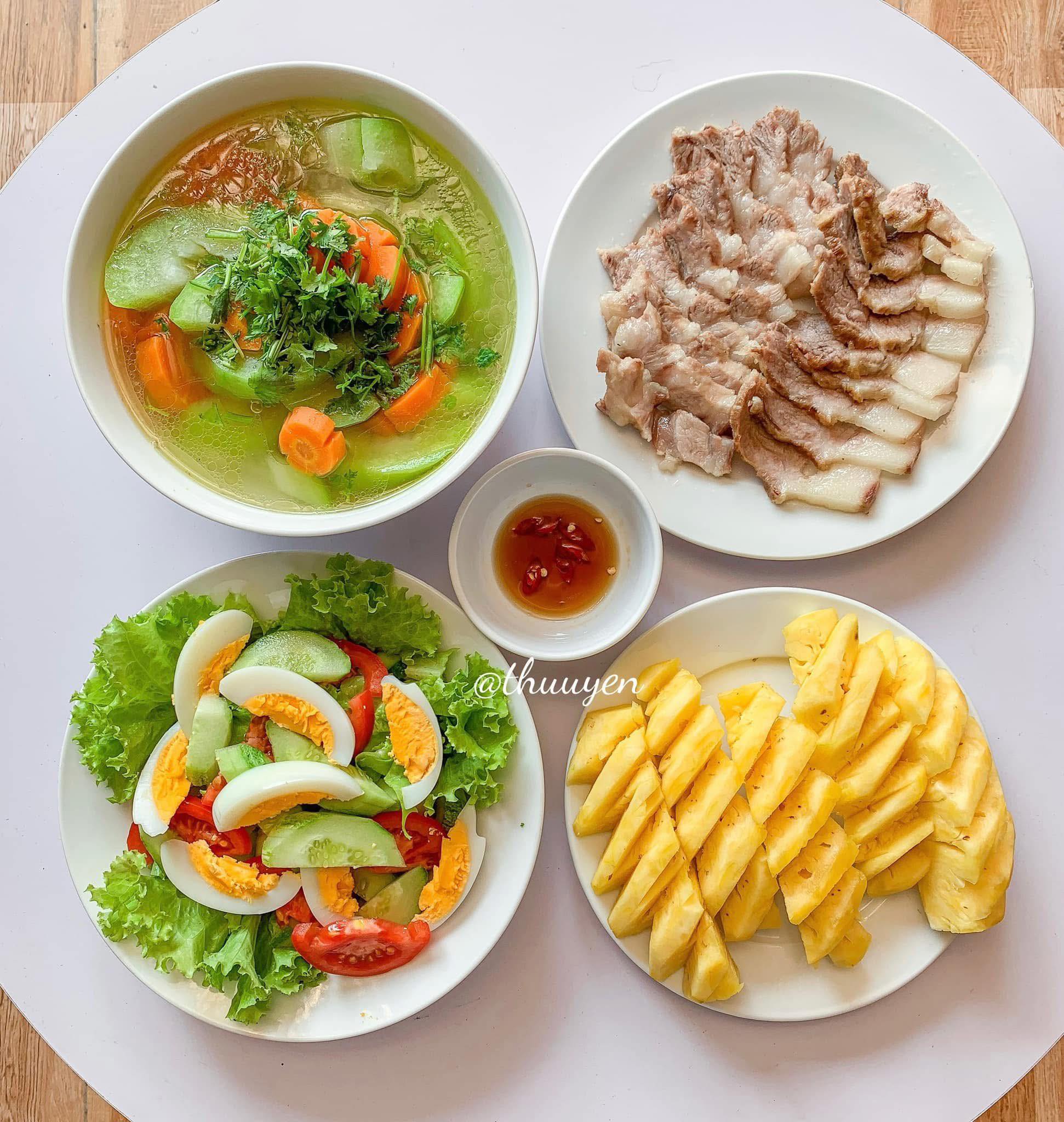 Muốn ăn ngon đủ chất mà không lăn tăn nghĩ món - lưu ngay 15 mâm cơm 'xịn sò' này- Ảnh 3.