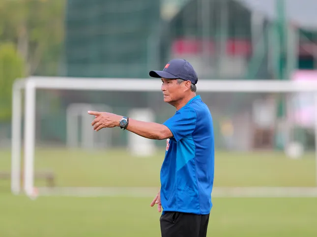 Thanh Nha ចាកចេញពីក្រុម គ្រូបង្វឹក Mai Duc Chung៖ 
