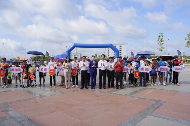 Hơn 150 VĐV tranh tài tại Giải vô địch trẻ Roller Sports quốc gia năm 2025 - Ảnh 1.