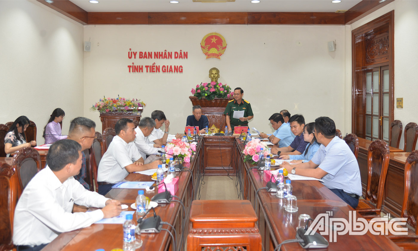 Đại tá Phạm Văn Thanh phát biểu tại hội nghị ký kết.