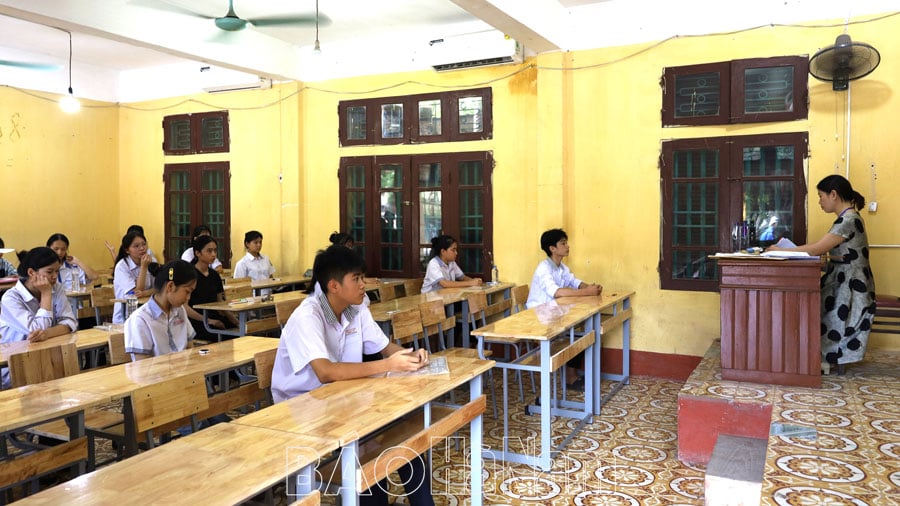 1921 បេក្ខជន Ly Nhan បានចូលប្រឡងចូលវិទ្យាល័យថ្នាក់ទី 10 សម្រាប់ឆ្នាំសិក្សា 2025-2026