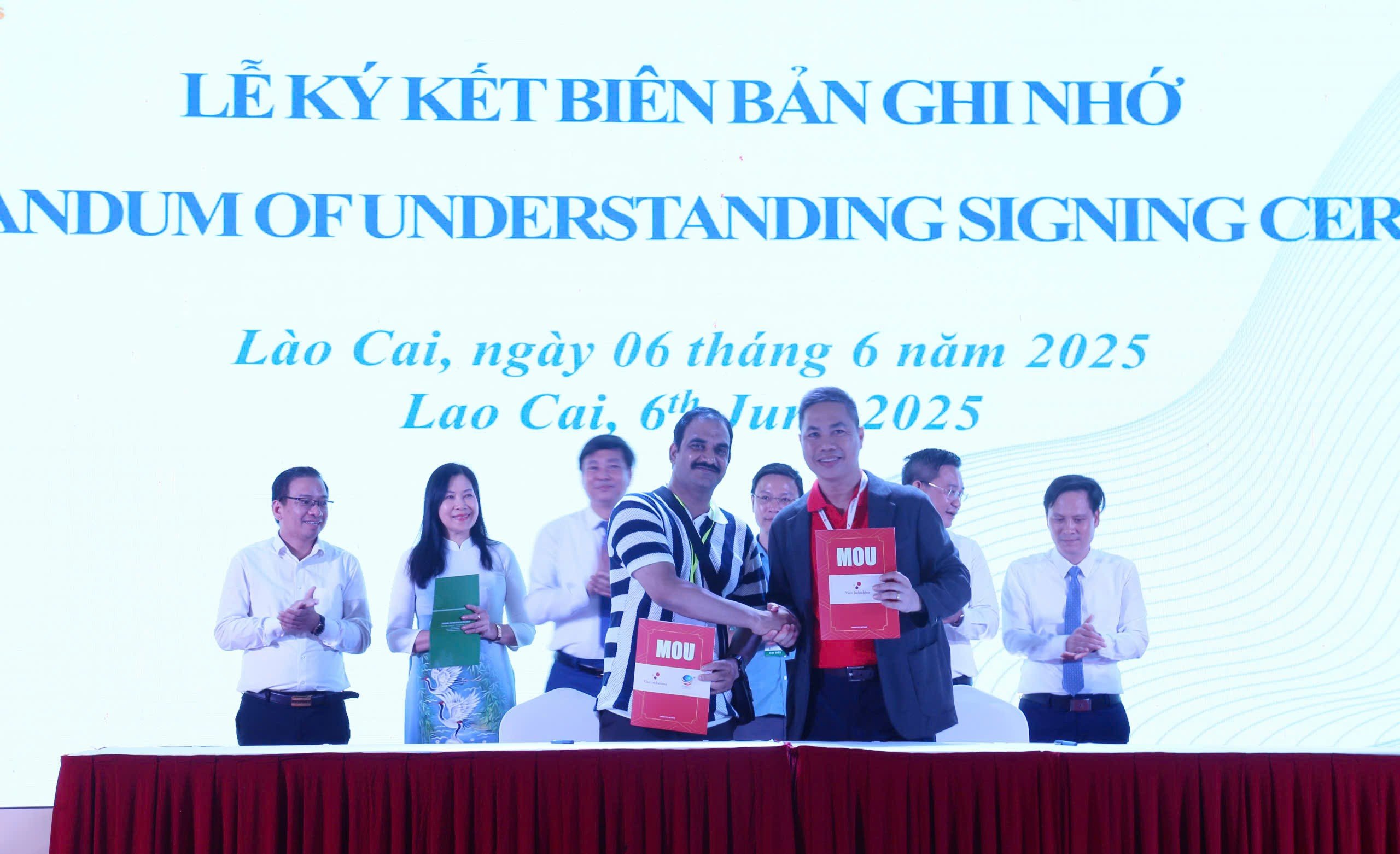 z6678492052068-69196dd2bbd24e1e13cd129006be2c89.jpg