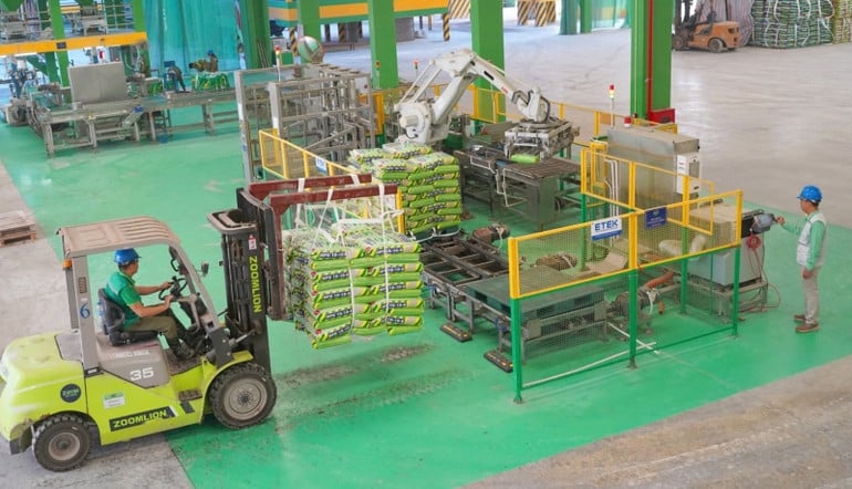 Dây chuyền đóng gói sản phẩm Tiến Nông.