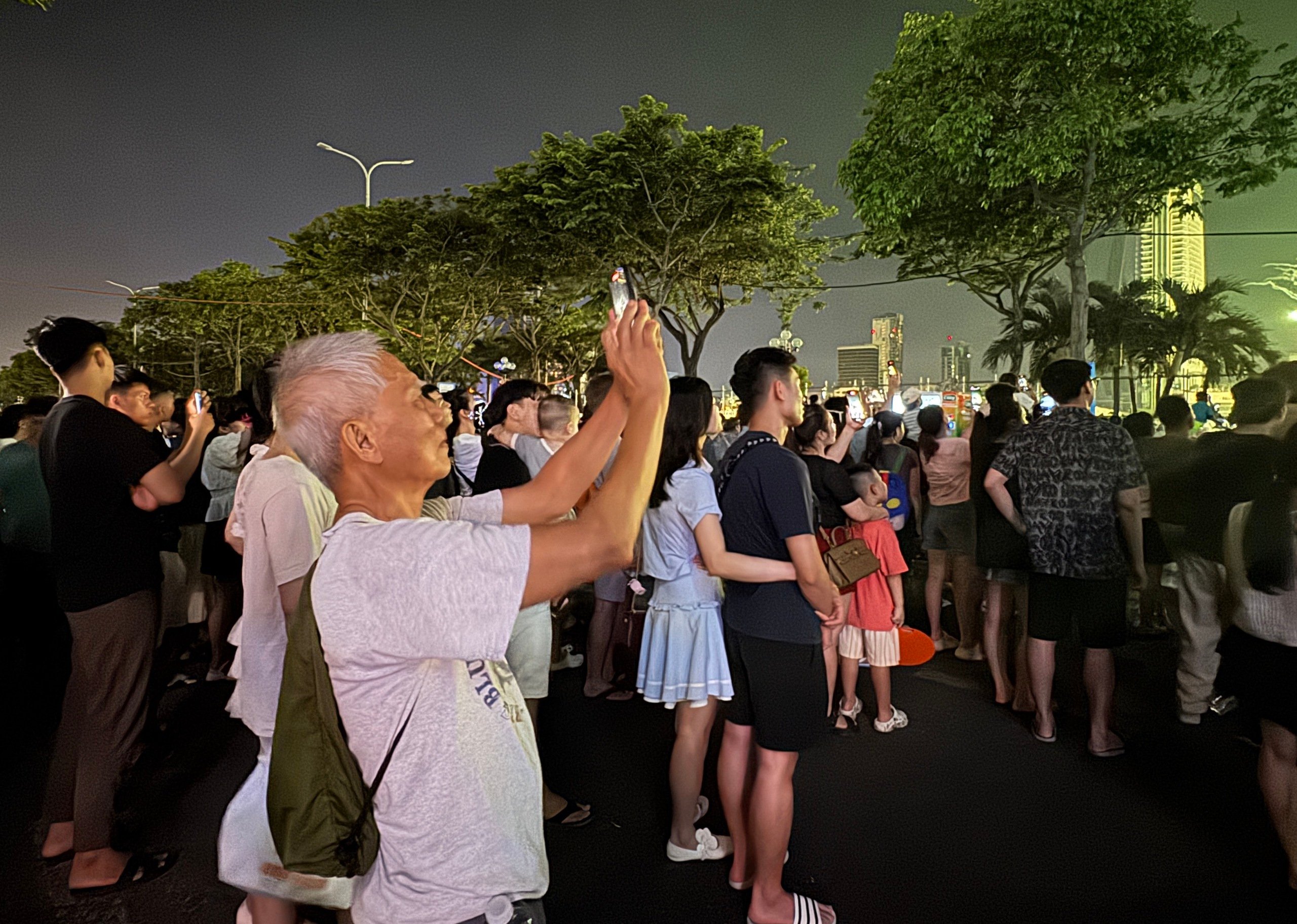 Việt Nam và Ba Lan cùng vẽ nên bản giao hưởng pháo hoa trên bầu trời Đà Nẵng  - Ảnh 18.