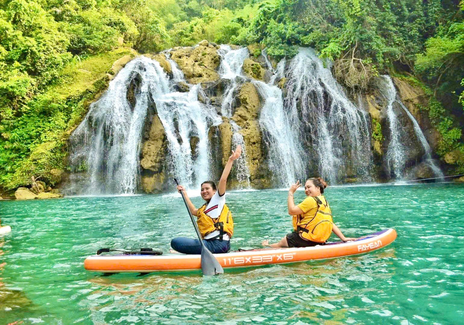 ត្រូវយកចិត្តទុកដាក់លើការធានាសុវត្ថិភាពនៅកន្លែងទេសចរណ៍ដូចជា អូរ និងទឹកធ្លាក់។