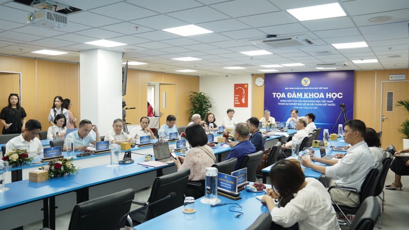 Tôn vinh những đóng góp của các nhà khoa học trong sự nghiệp bảo vệ và xây dựng đất nước -0