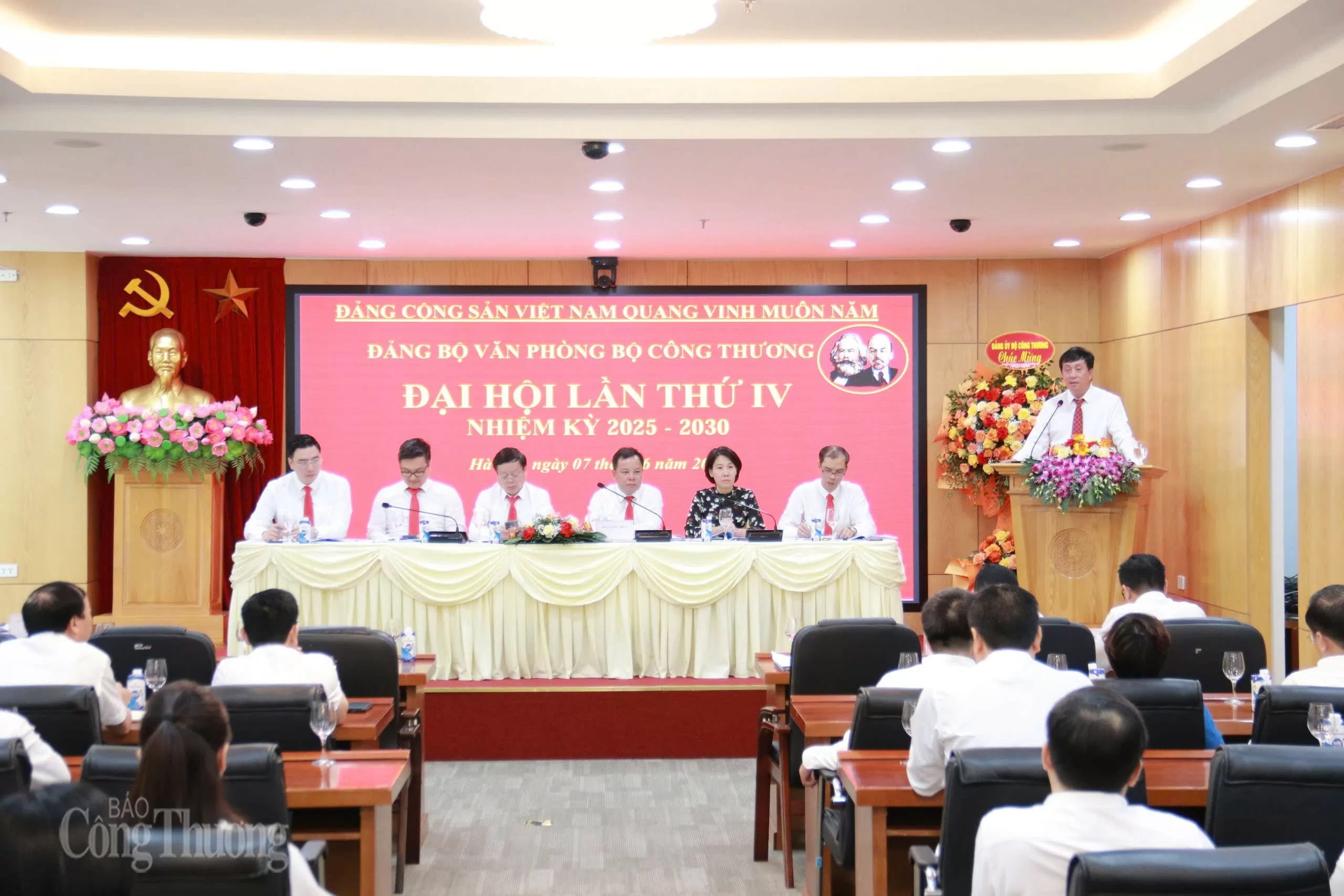 Đảng bộ Văn phòng Bộ Công Thương: Thực hiện thắng lợi mục