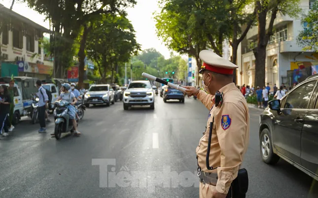 'សុភមង្គល' របស់ Giang Nam កំពុងប្រឡងអក្សរសិល្ប៍៖ ចម្លើយដែលបានណែនាំសម្រាប់សំណួរទី 5