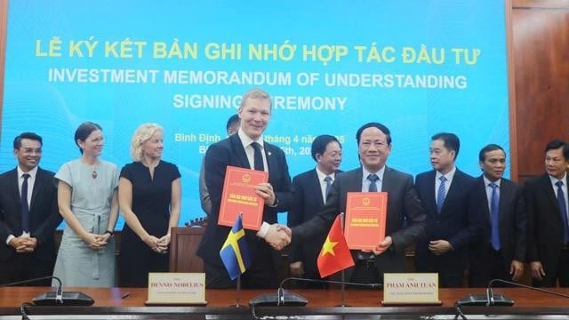 UBND tỉnh Bình Định đã ký kết biên bản ghi nhớ hợp tác với Tập đoàn Syre Impact AB để triển khai dự án tổ hợp sản xuất tái chế vải polyester