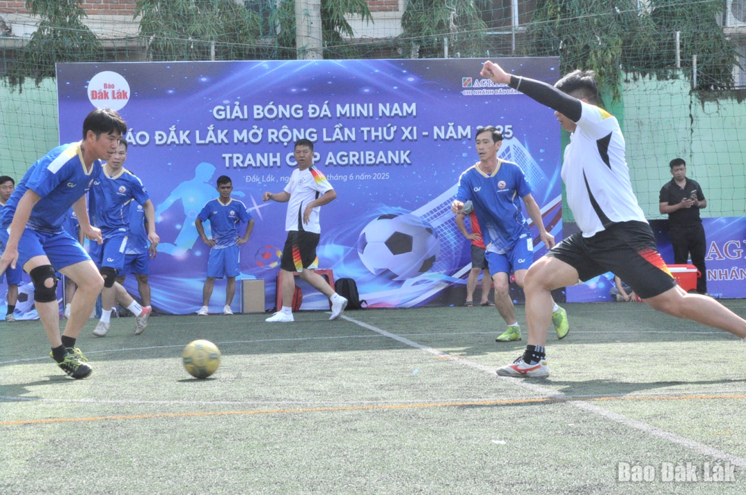 Trận tranh tài giữa