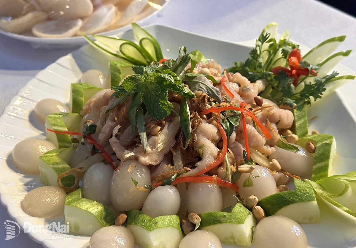 Một số món ăn từ trái cây. Ảnh: Ngọc Liên