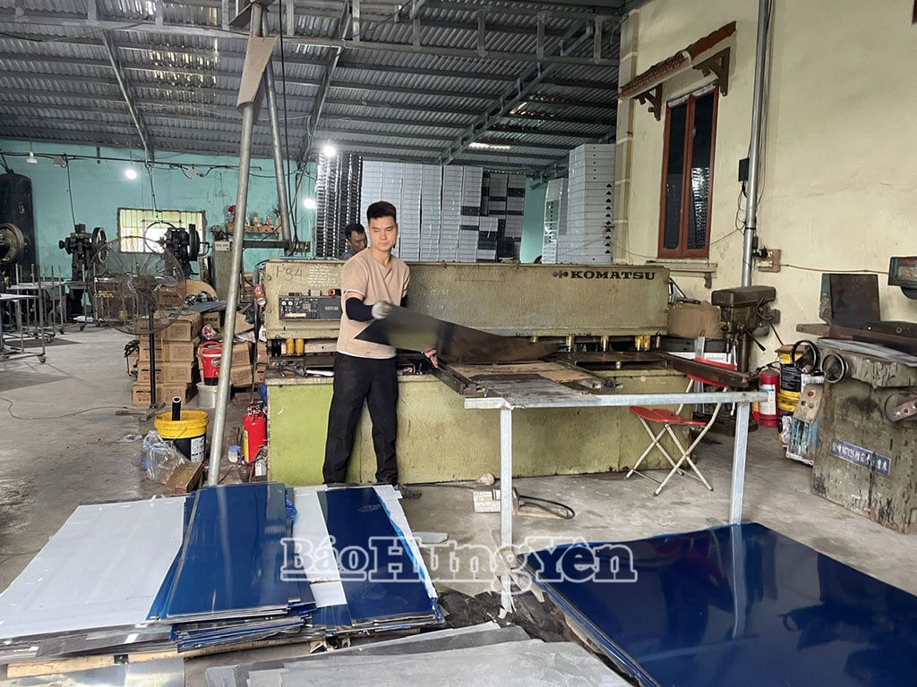 Производственная деятельность в Viet Ha Mechanical - Trade - Service Cooperative, Tong Tran Commune (Phu Cu)