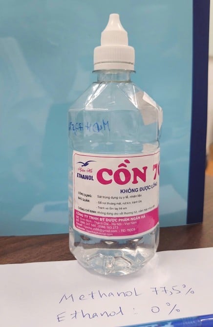 Dùng cồn... súc miệng, người đàn ông hôn mê ảnh 1
