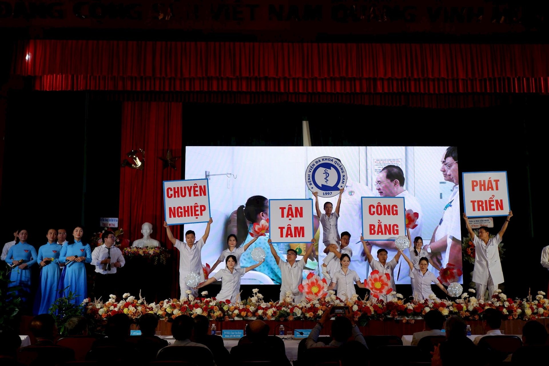 1c50100259c1ed9fb4d0.jpg