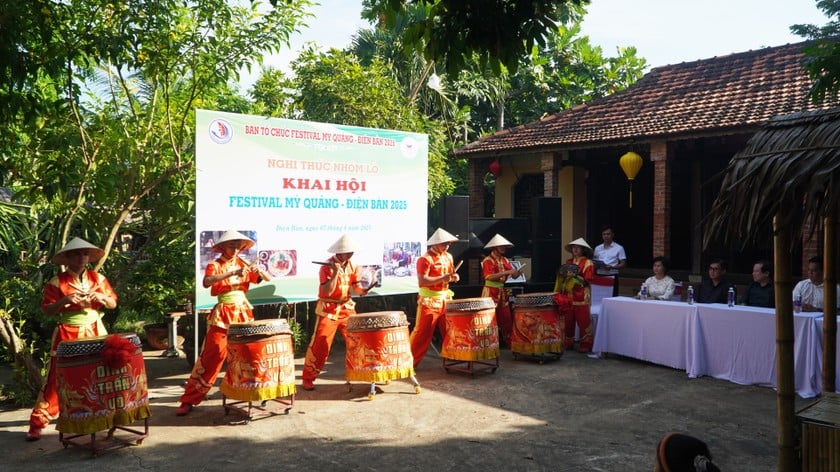 Nghi thức đánh trống khai hội Festival Mỳ Quảng - Điện Bàn 2025.