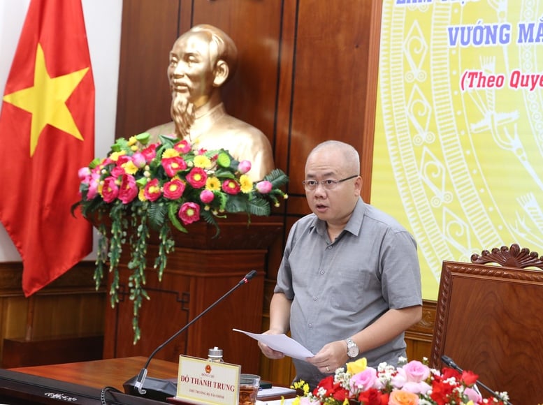 Thúc đẩy giải ngân đầu tư công: Phải tập trung tháo gỡ 'điểm nghẽn' về công tác giải phóng mặt bằng- Ảnh 3.