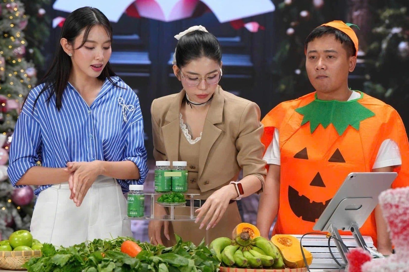 Hoa hậu Thùy Tiên, Hằng Du Mục và Quang Linh Vlogs quảng cáo sai sự thật về sản phẩm kẹo rau củ Kera đã bị khởi tố.