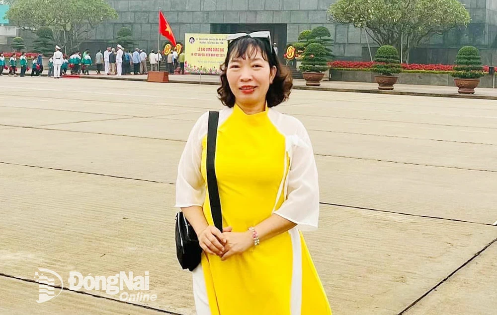 Tác giả Hồng Nhạn. Ảnh: NVCC