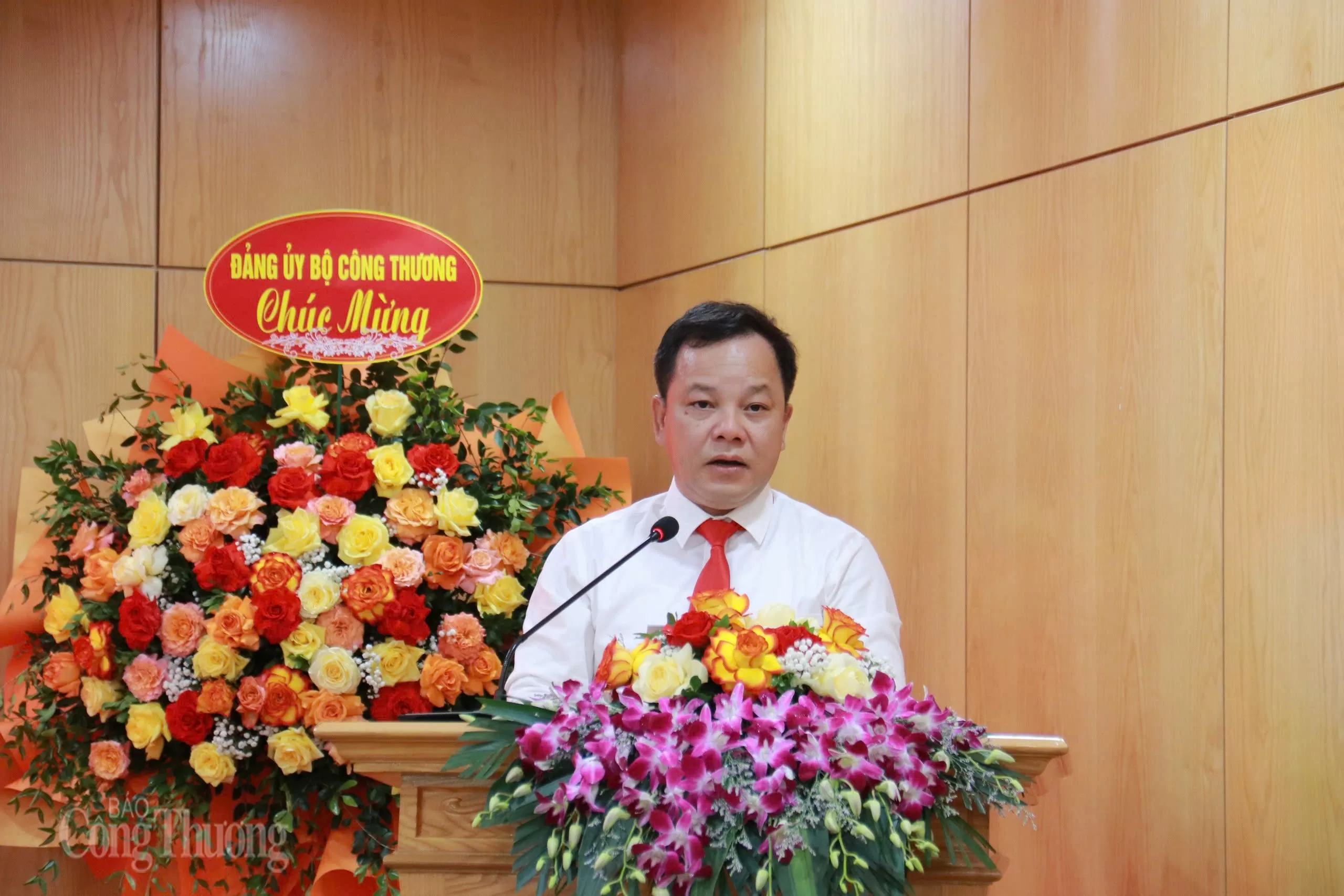 Đảng bộ Văn phòng Bộ Công Thương: Thực hiện thắng lợi mục