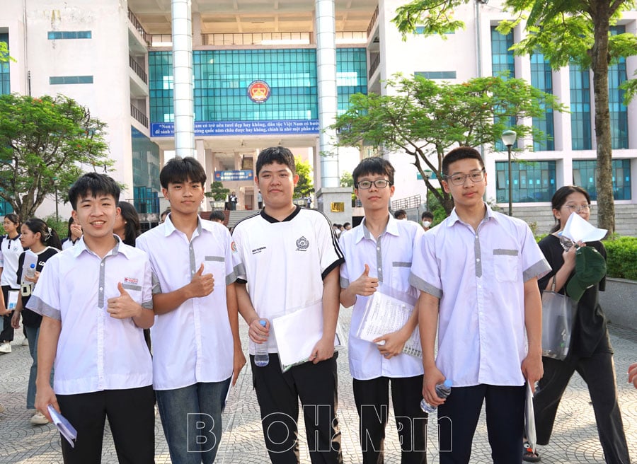 Kỳ thi tuyển sinh vào lớp 10 không chuyên năm học 2025  2026 diễn ra an toàn nghiêm túc