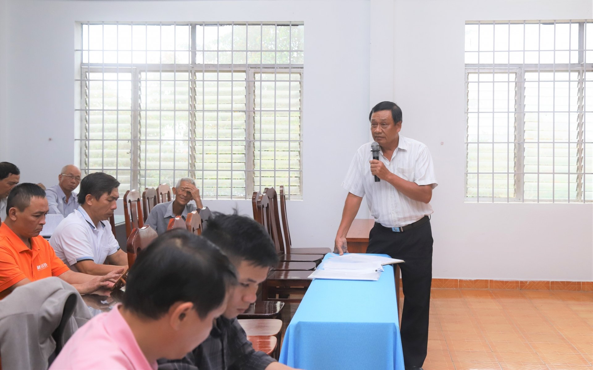 Ông Bùi Quang Khám - Tổ trưởng Tổ dân phố 18 (phường Lộc Phát) kiến nghị các vấn đề liên quan đến bồi tường thu hồi đất phục vụ Dự án cao tốc