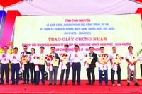 Die Verantwortlichen der Provinz Thai Nguyen haben einer Reihe von Investitionsprojekten in Industrieparks und -clustern Investitionsregistrierungszertifikate verliehen.