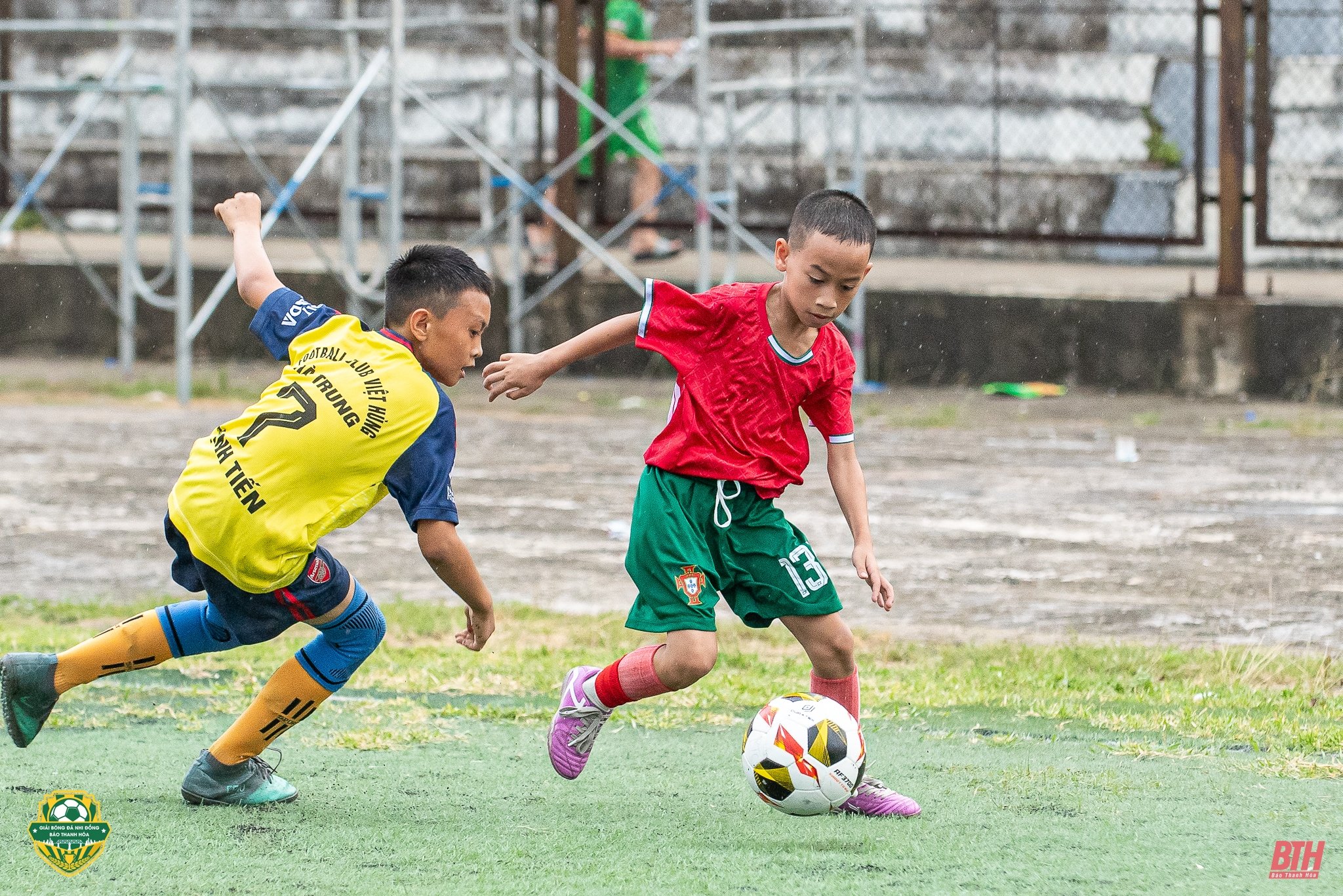 IV Torneo de Fútbol Infantil del Periódico Thanh Hoa: Partido final emocionante para la categoría sub-10