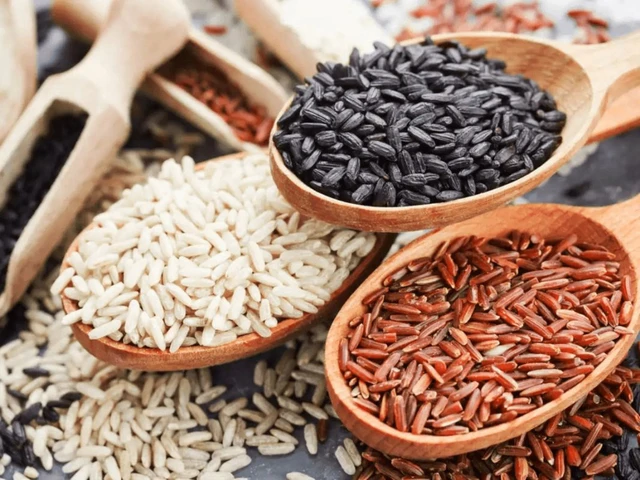 Gạo lứt có nhiều loại.