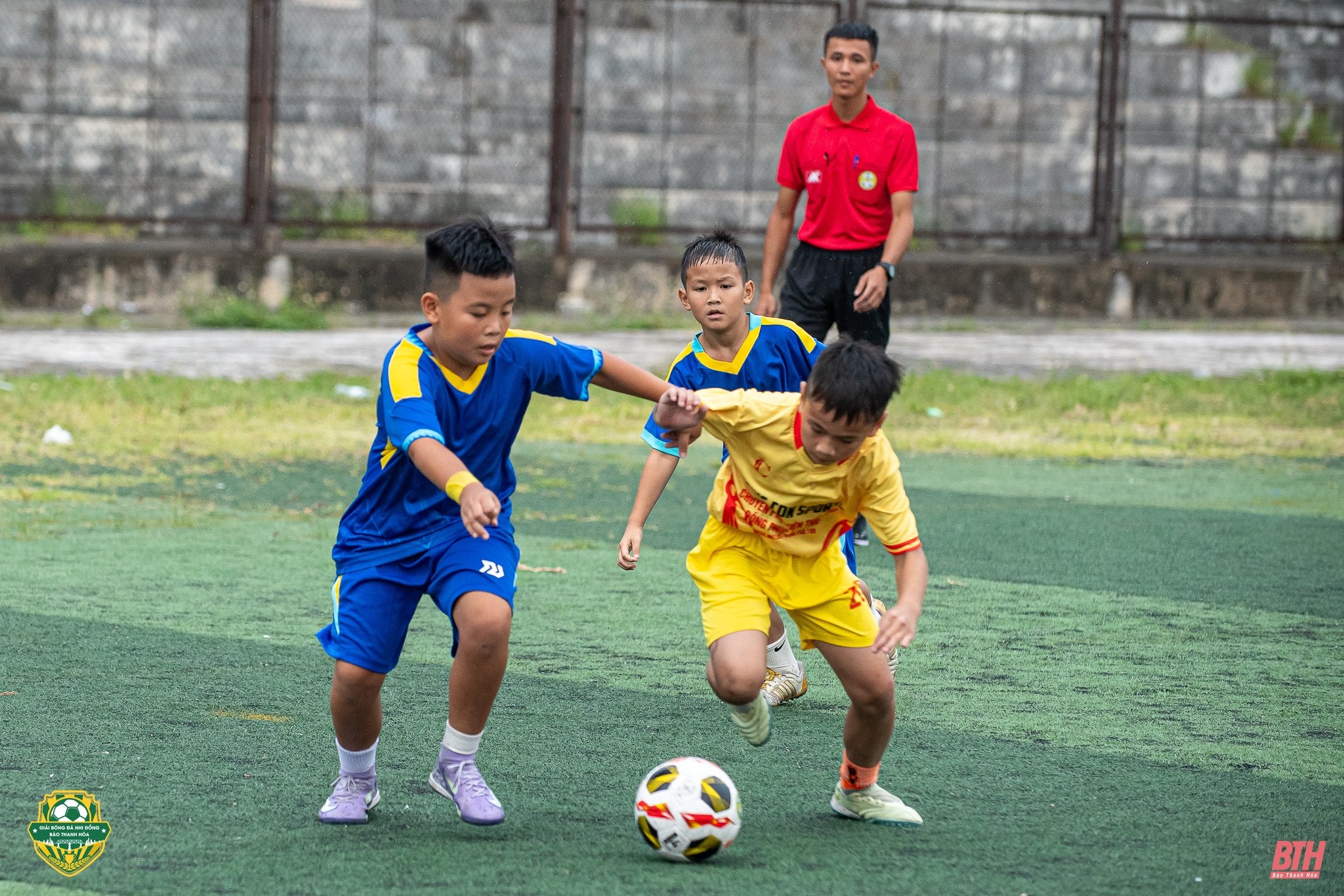 IV Torneo de Fútbol Infantil del Periódico Thanh Hoa: Partido final emocionante para la categoría sub-10