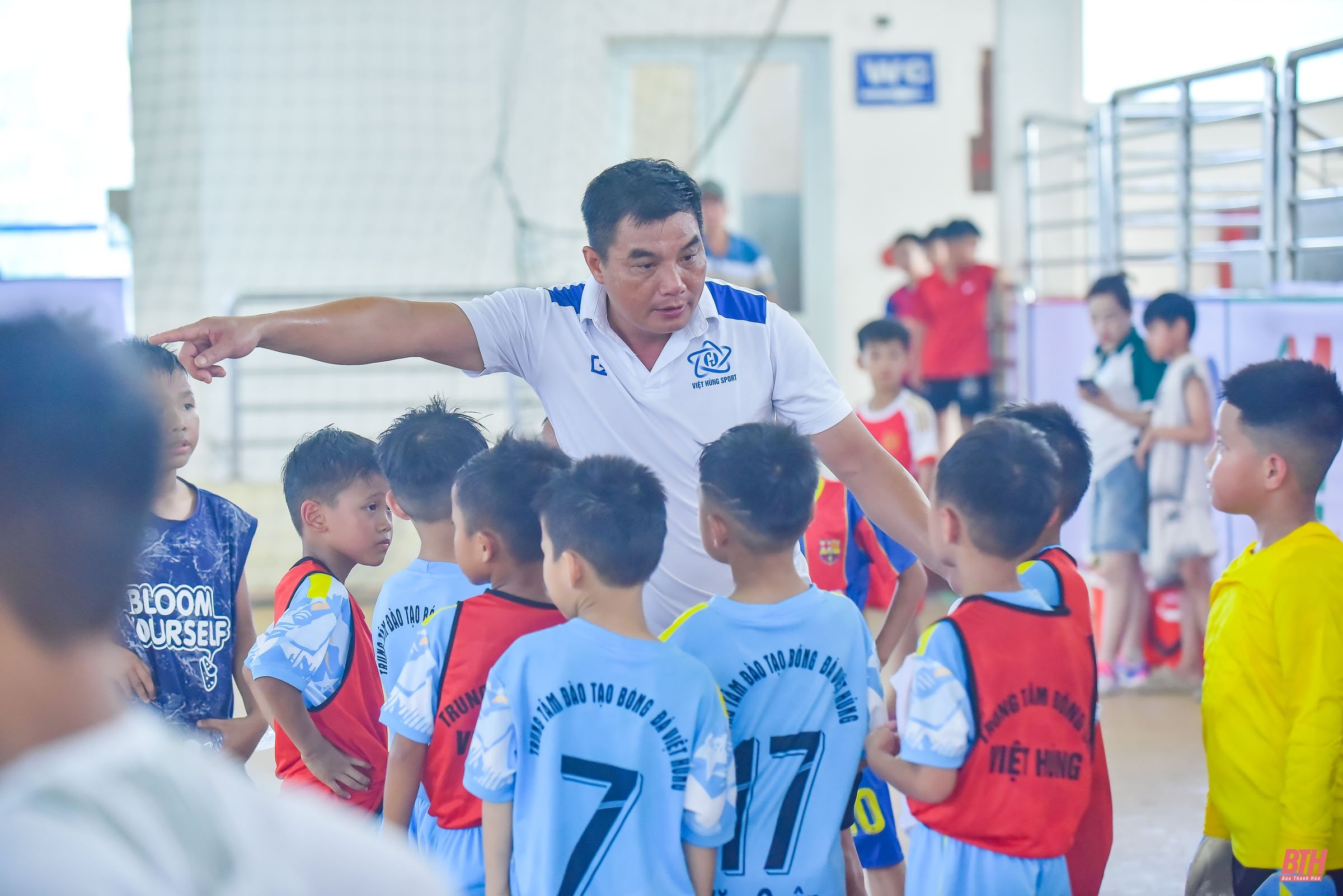 IV Torneo de Fútbol Infantil del Periódico Thanh Hoa: Partido final emocionante para la categoría sub-10