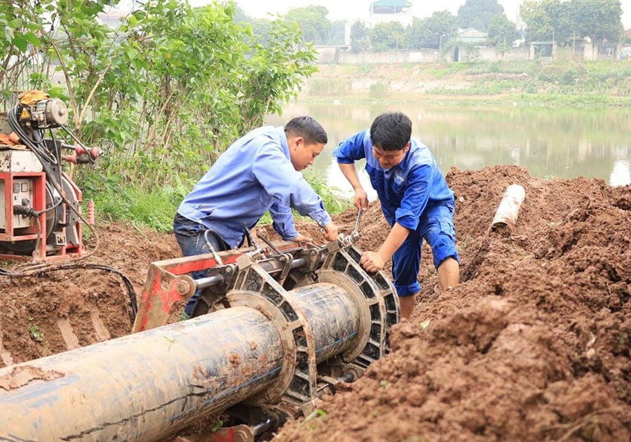 ទឹកស្អាត.jpg